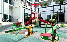 Hello Kitty Homestay - Cameron Highlands - Spacious Studio - Perfect For Families - Sleeps 4 And Baby